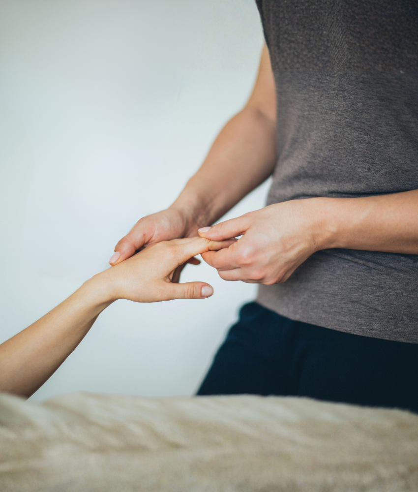 Cliente satisfaite après un soin visage Dr Hauschka chez Metta-morphose